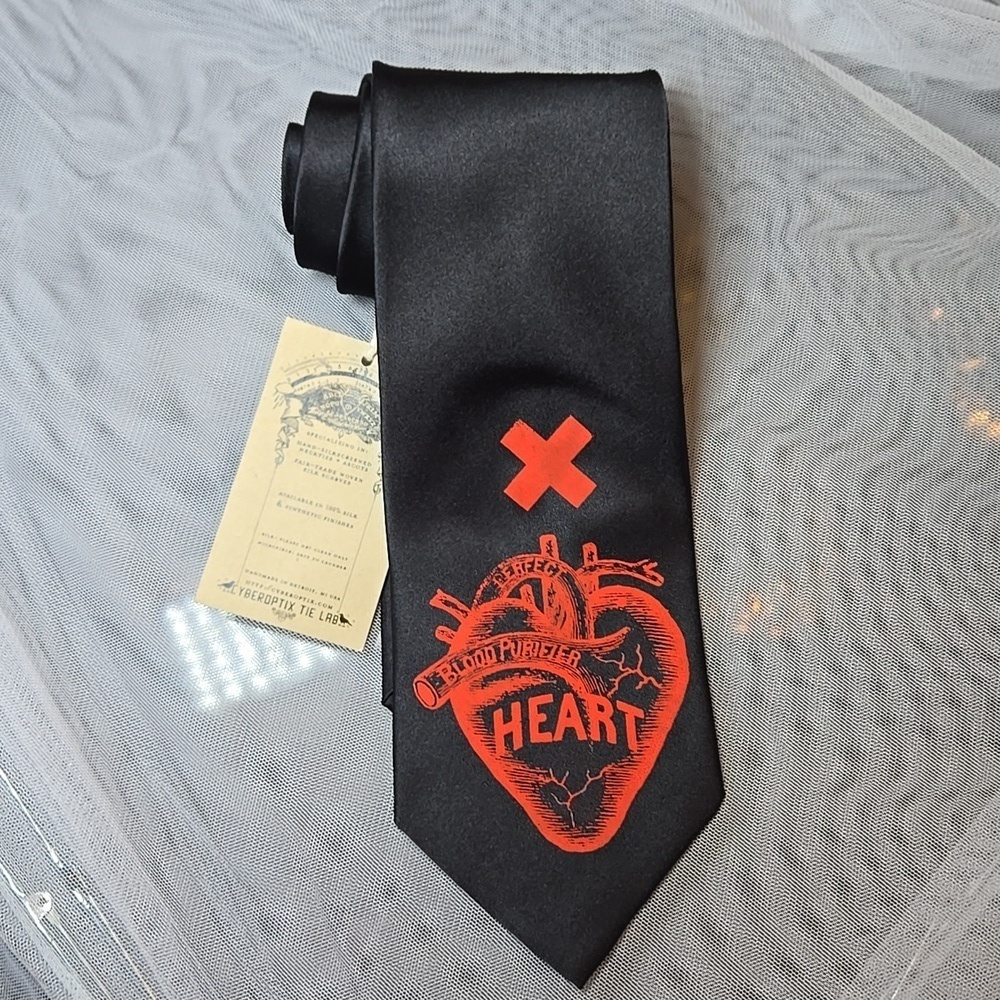 Cyberoptix The Lab Anatomical Silk Heart Necktie Heart Attack Gothic Tie